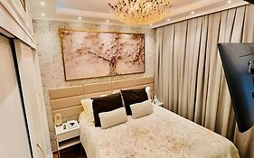 Flat Jardins em Edificio com Servicos Alto Padrao Decoracao Paris Apto 2402